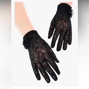 NWT Black Lace Floral Wrist Gloves Stretchy OS